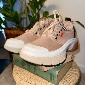 Palladium Women's Tan and White Trainers - Size 8.5